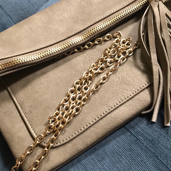 Gold Chain Gray Club Purse - Picture 3 of 5